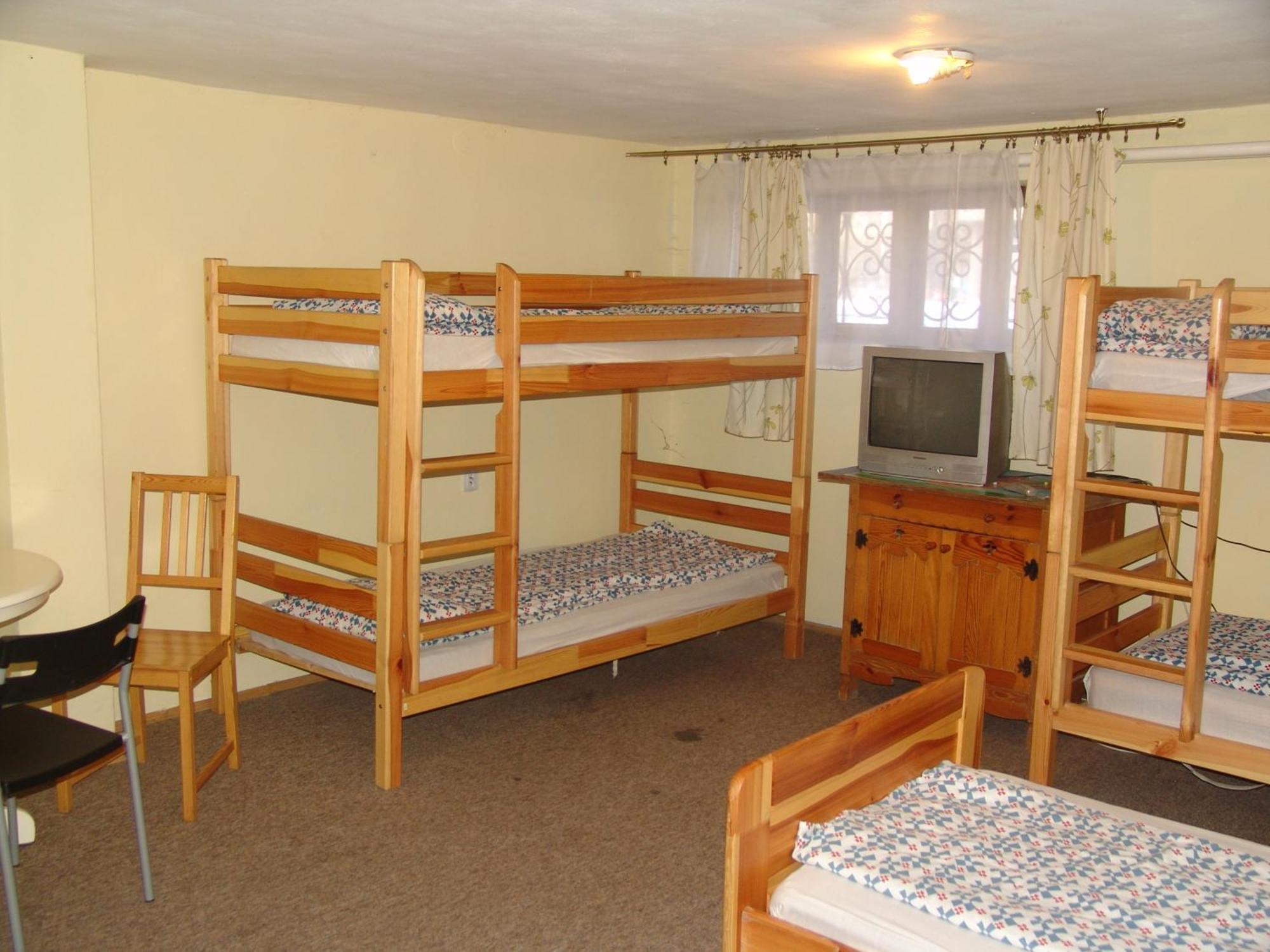 Hostel Victoria Krasków Εξωτερικό φωτογραφία